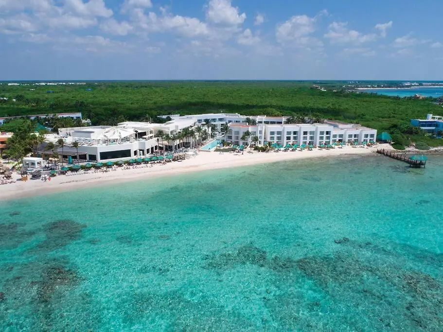 דירות אקומל Casa Blanca By The Caribbean Sea
